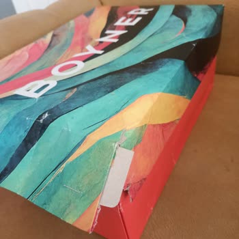 Boyner Ürün Gönderimi Özensiz Ve Kötü