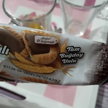 Eti Gıda Ambalaj Yazım Hatası