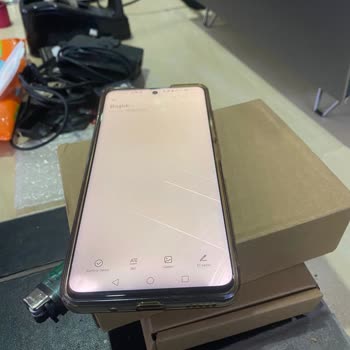 Huawei Ekran Çizgileri Ve Renk Atma