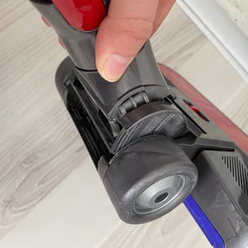 Dyson Cinetic Big Ball Absolute 2 Pnömatik Başlık Kırılması