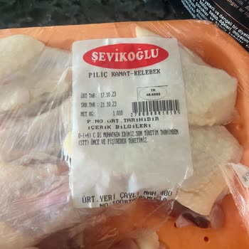 Şevikoğlu Market Muğla/Ortaca Şevikoğlu Marketten Aldığım Kanat Tavuklarında Sorun