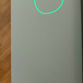 Tecno Mobile Camon 19 Pro Kamerada Siyah Leke