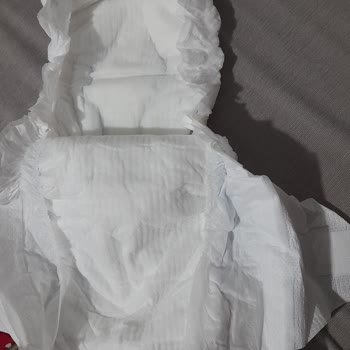 Molfix Bebek Bezi 6 Kalitesiz