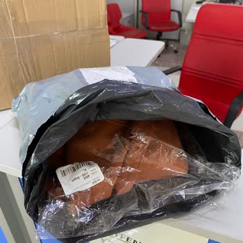 Sürat Kargo Paketin İçi Açılmış Ürünün Biri Alınmış
