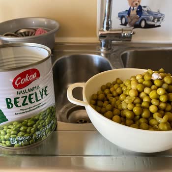A101 Çokça Konserve Bezelye Böcekli Çıktı