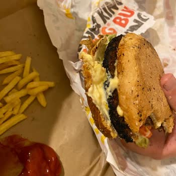 Burger King Eve Servis Yanık Sipariş