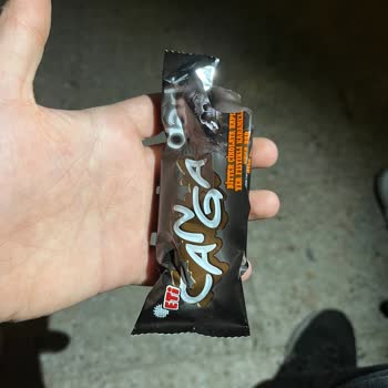 Eti Gıda Aldığım Çikolatan Kabının İçinden Farklı Çikolata Çıkıyor
