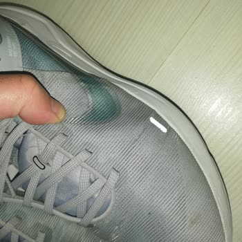 FLO Mağazasından Aldığım Nike Ayakkabıyla İlgili Şikayetim