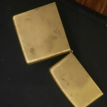 Zippo Pas İçinde Rengi Değişti