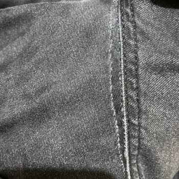 Mavi Pantolon Arası Yırtılma Beyazlama