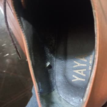 Hotiç Ayakkabı Kalitesiz Ürün, Sorumsuz Firma...