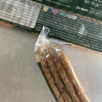 Ülker Altınbaşak Çörekotlu Kinoalı Kraker STT Ocak 2024 Bozulan Ürün