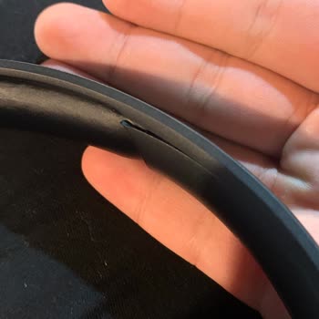 JBL 510 Bt Üst Plastik Açılması