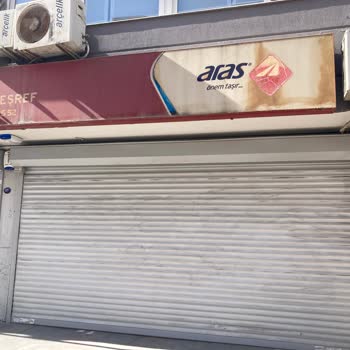 Aras Kargo Şubesinin Kargoyu Teslim Etmemek İçin Kırk Takla Atması