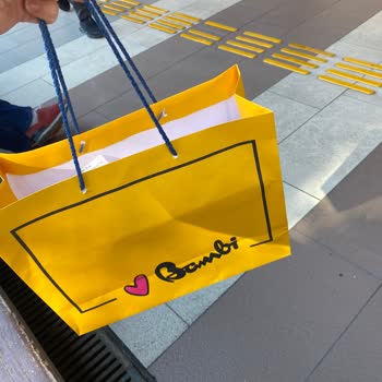 Bambi Ayakkabı 17burda AVM Süresinde Olmasına Rağmen İade Almıyor.