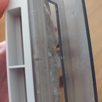 Hepsiburada Pis, Kullanılmış Robot Süpürge Gönderildi.