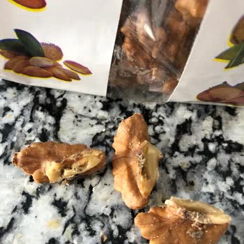 Med Asur Kuruyemiş Ceviz Böcekli Çıktı