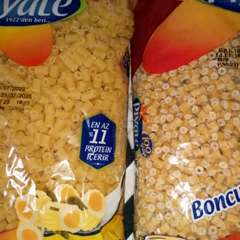 Piyale Makarnaların Kesimleri Ve Kuskusun Şekilsizliği