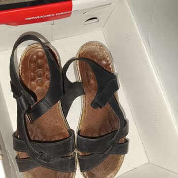 FLO Ayakkabı Ortopedik Sandalet Ayakkabımda Sorun