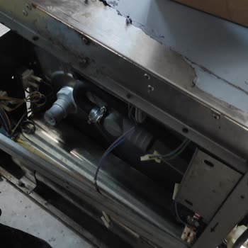 Memnun Değil Empero Endüstriyel Bulaşık Makinesi