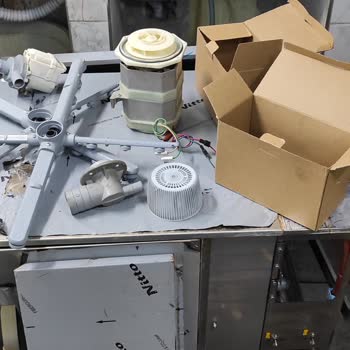 Memnun Değil Empero Endüstriyel Bulaşık Makinesi