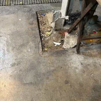 Beylikdüzü Belediyesi Beylikdüzü Kapalı Pazarının Düzensizliği,