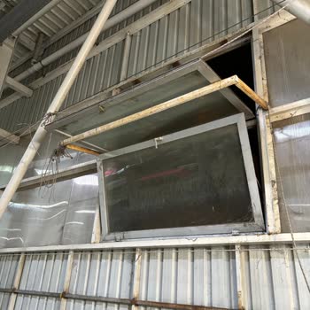 Beylikdüzü Belediyesi Beylikdüzü Kapalı Pazarının Düzensizliği,