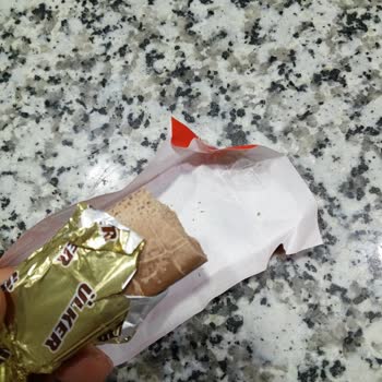 Ülker Çikolatalar Bozuk Yenmiyor