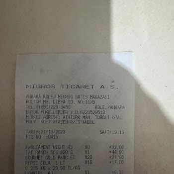 Migros'tan Alınan UNO Marka Bozuk Ekmek