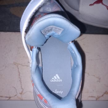 adidas Sözde İncelenmiş Ürün
