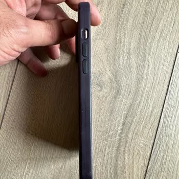 Apple 14 Pro Max Kılıfında Kalkma Sorunu