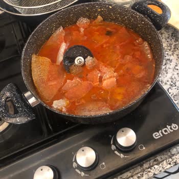 Hascevher Metal Tencerenin Kapağı Patladı, Çok Üzücü Bir Olay Yaşadık