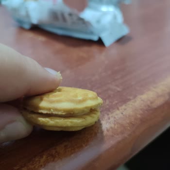 Ülker Kremalı Bisküvi Kreması Azalmış