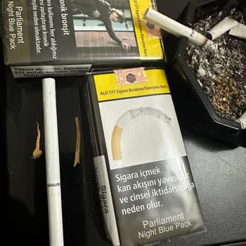 Parliament Sigaranın İçinde Odun Gibi Tütün Dalları Bulunması. 🤬