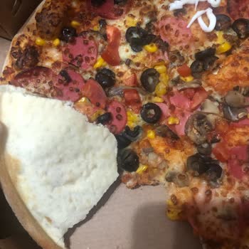 Domino's Pizza Soğuk Ve Ürün Eksik