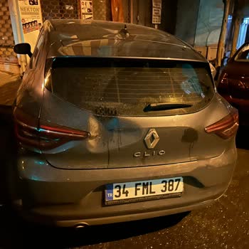 TikTak Kirala Araç Bagajında Oluşan Avuç Kadar Göçük İçin 10 Bin Tl Zorla Ödettiler