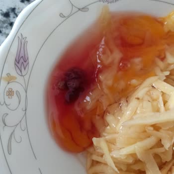 Anadolu Çiftliği Yumurtada Civciv Çıktı