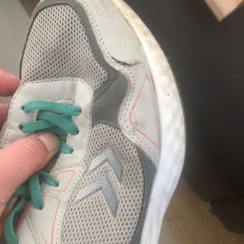 Hummel Firmasının Ayakkabıyı İade İçin Geri Almaması