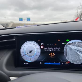 2022 Hyundai Tucson Elite Plus 3. Kez Motor Ve Egzoz Uyarısı Veriyor