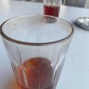 Köfteci Yusuf Servis, Hizmet Ve Temizlik Çok Kötü