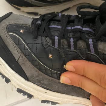 Skechers Kötü Ürettiği Ayakkabıların Arkasında Durmuyor