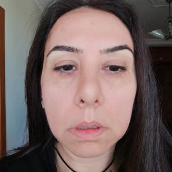 Saloons Güzellik Salonu Yamuk Çekilen Kalıcı Eyeliner