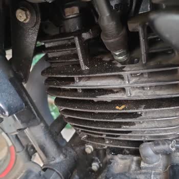 Bajaj Pulsar N250 Yağ Kaçağı