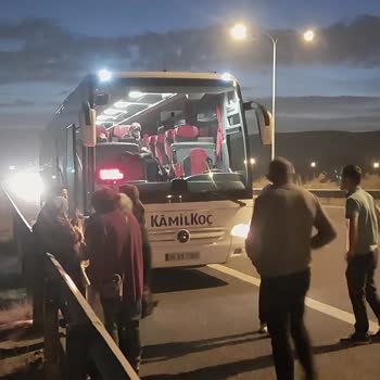Kamil Koç Otobüsünün Arıza Yapması Ve Başka Otobüsün Gönderilmemesi
