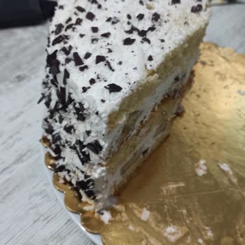 Tatbak Gıda Pastadan İp Ve Kağıt Çıktı