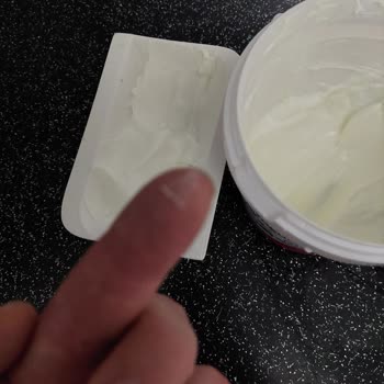 BİM Ürünün İçerisinde Cam Parçası Çıktı