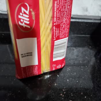 Filiz Makarna Makarnada Çıkan Böcek Ve Yumurta Bulgusu