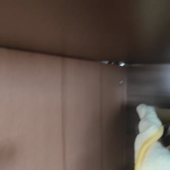 Engince Yaşam Alanları Hasarlı Ürün Ve İlgisiz Mağaza