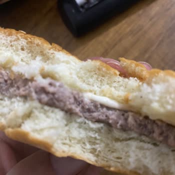 Burger King Yemeğimizi Mahvetti Ellerine Sağlık