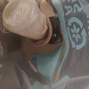 Yemeksepeti Cinnabon Viaport Siparişim Tamamen Dökülmüştü